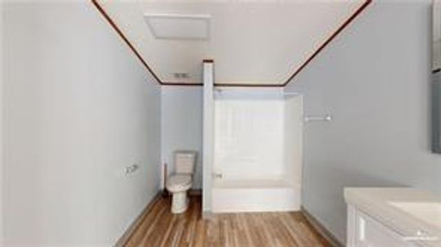 613 E Loop 19th Street, Weslaco, TX 78596