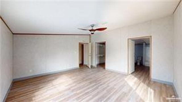 613 E Loop 19th Street, Weslaco, TX 78596