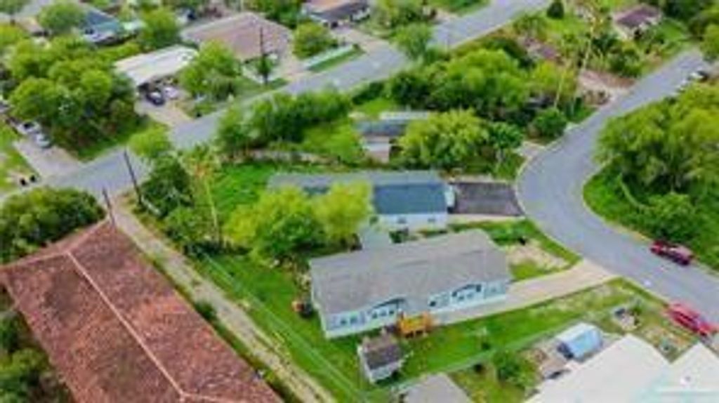 613 E Loop 19th Street, Weslaco, TX 78596