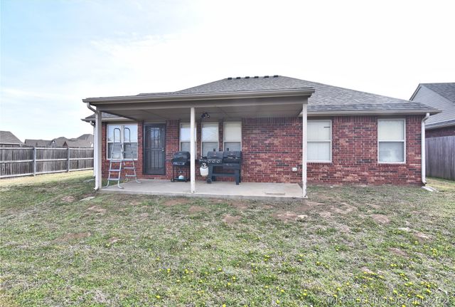 11114 N 132nd East Avenue, Owasso, OK 74055