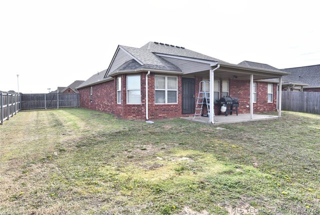 11114 N 132nd East Avenue, Owasso, OK 74055