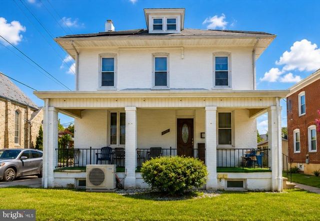 1101 ELIZABETH AVE, Reading, PA 19605