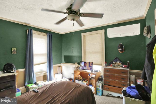 1101 ELIZABETH AVE, Reading, PA 19605