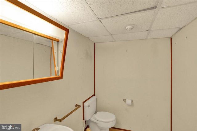 1101 ELIZABETH AVE, Reading, PA 19605