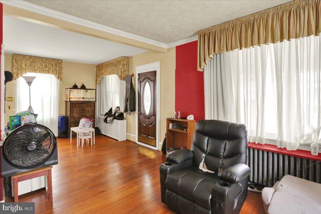 1101 ELIZABETH AVE, Reading, PA 19605