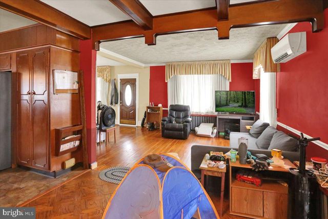 1101 ELIZABETH AVE, Reading, PA 19605