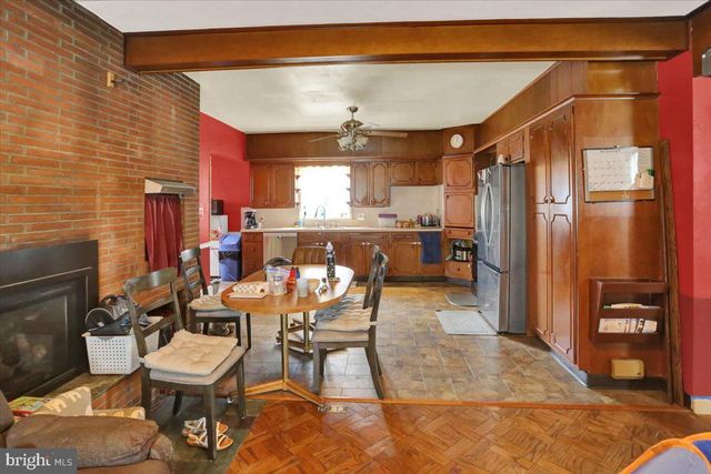 1101 ELIZABETH AVE, Reading, PA 19605
