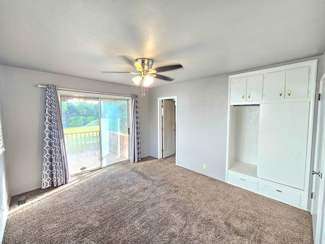 211 E Gail Avenue, Tulare, CA 93274