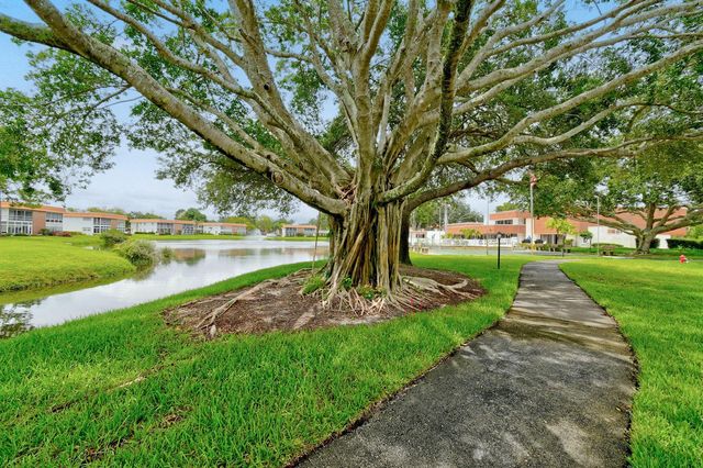 1225 NW 21st Street 3-314, Stuart, FL 34994
