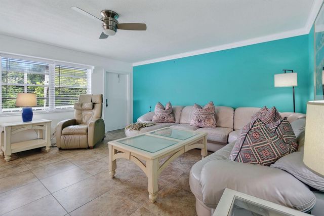 1225 NW 21st Street 3-314, Stuart, FL 34994