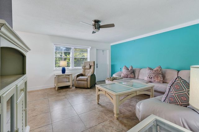 1225 NW 21st Street 3-314, Stuart, FL 34994