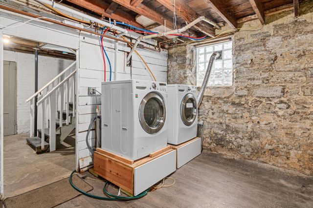 2535 11th Avenue S, Minneapolis, MN 55404