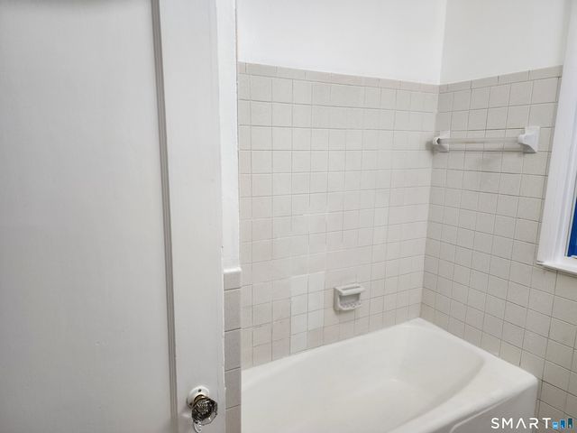 380 McKinley Avenue 1, New Haven, CT 06515
