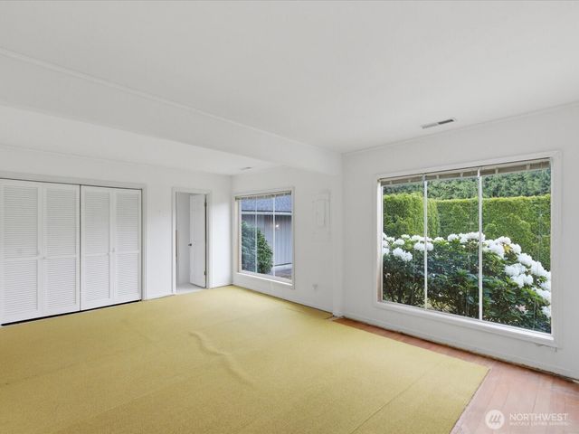 1302 E Lakeshore Drive, Lake Stevens, WA 98258
