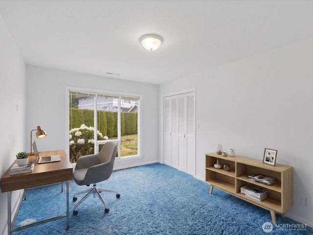 1302 E Lakeshore Drive, Lake Stevens, WA 98258