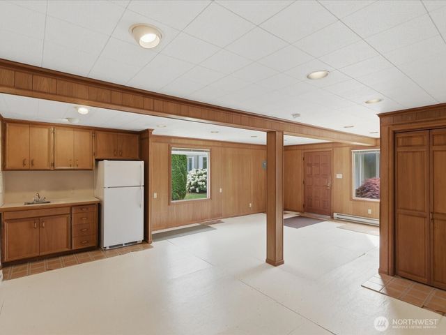 1302 E Lakeshore Drive, Lake Stevens, WA 98258