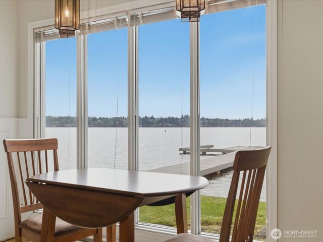1302 E Lakeshore Drive, Lake Stevens, WA 98258
