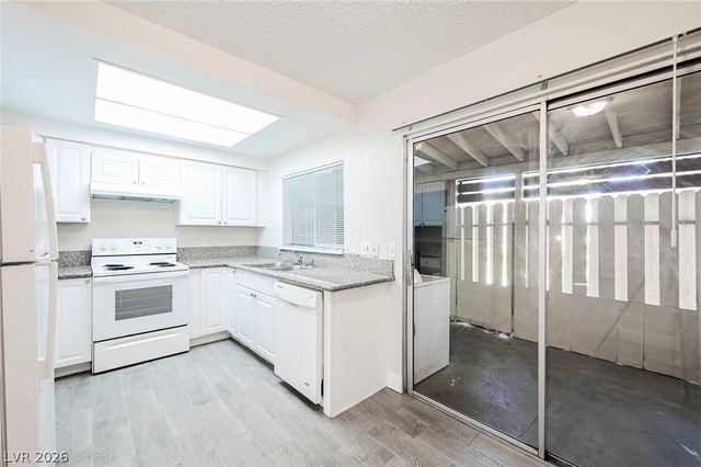 4770 Topaz Street 29, Las Vegas, NV 89121