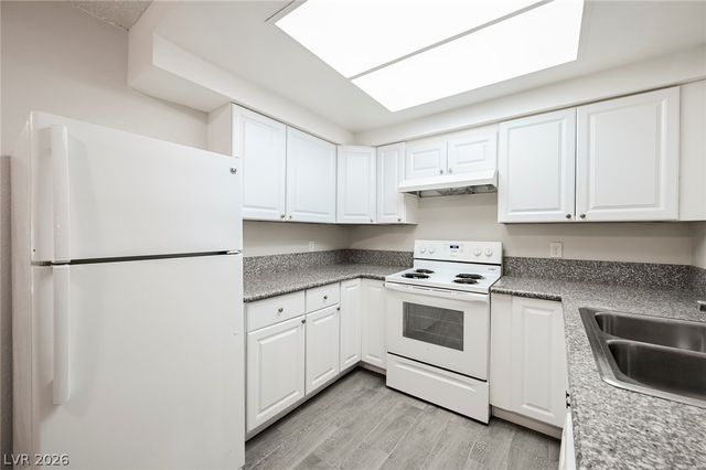 4770 Topaz Street 29, Las Vegas, NV 89121