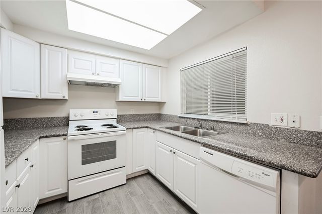 4770 Topaz Street 29, Las Vegas, NV 89121