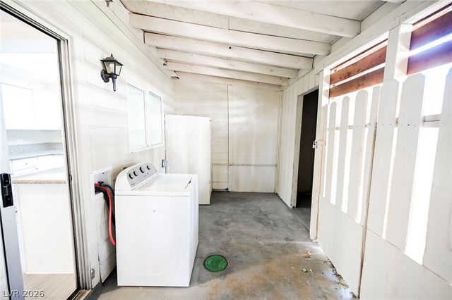 4770 Topaz Street 29, Las Vegas, NV 89121