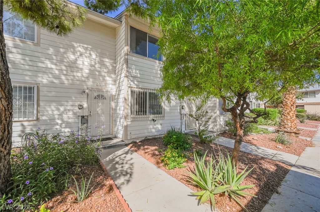 4770 Topaz Street 29, Las Vegas, NV 89121 — photo 5