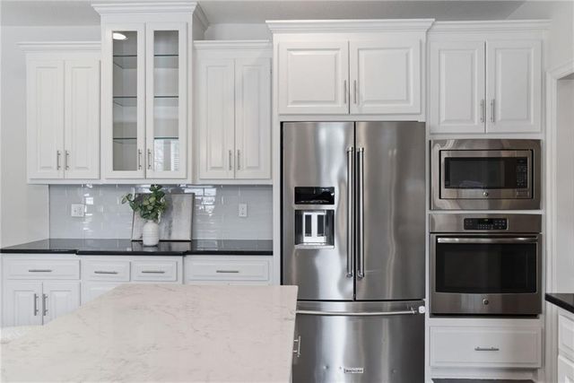 17354 S Legler Road, Olathe, KS 66062