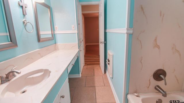 12845 Morningside Dr, Tyler, TX 75704