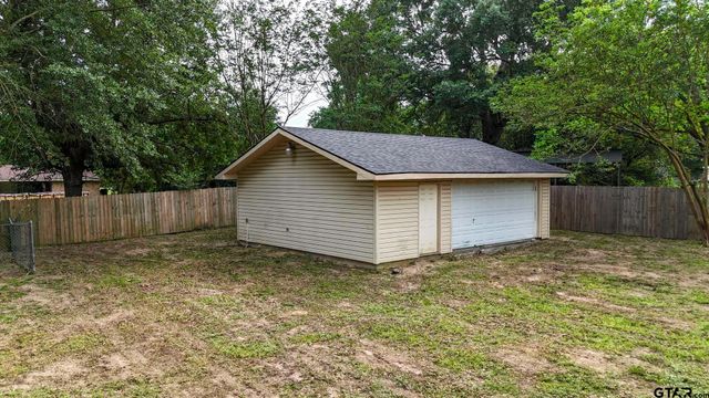 12845 Morningside Dr, Tyler, TX 75704