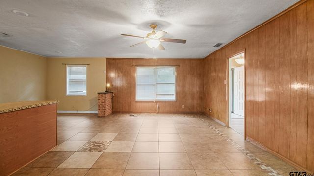 12845 Morningside Dr, Tyler, TX 75704
