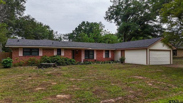12845 Morningside Dr, Tyler, TX 75704
