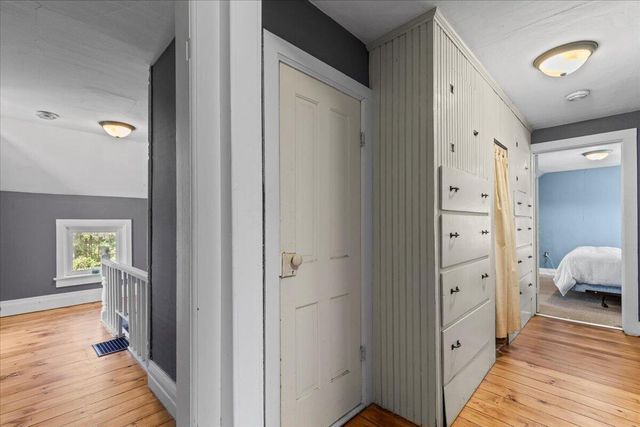 W301N9546 O Neil ROAD, Hartland, WI 53029