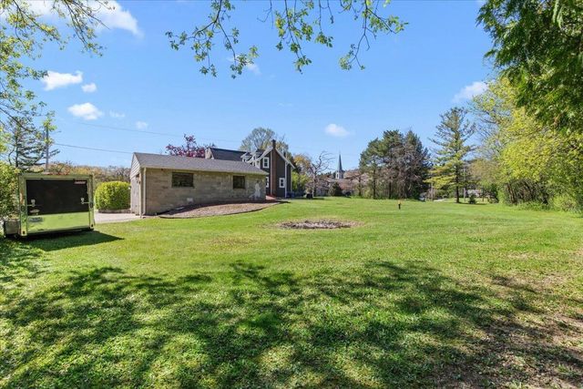 W301N9546 O Neil ROAD, Hartland, WI 53029