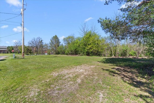 W301N9546 O Neil ROAD, Hartland, WI 53029