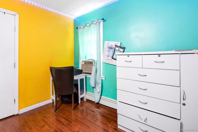 187-44 Sullivan Road, Saint Albans, NY 11412