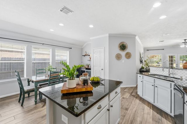 13926 Sawmill Run Lane, Houston, TX 77044