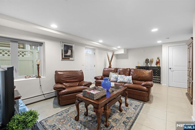 440 Morningside Avenue B, Fairview, NJ 07022