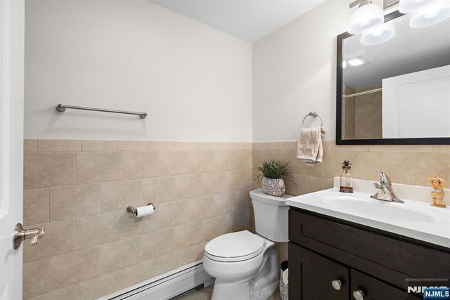 440 Morningside Avenue B, Fairview, NJ 07022