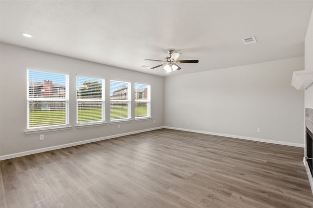 7301 Moon Ridge Court, Fort Worth, TX 76133
