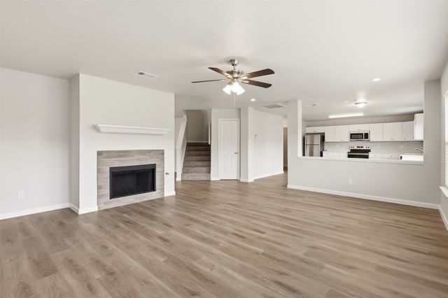 7301 Moon Ridge Court, Fort Worth, TX 76133