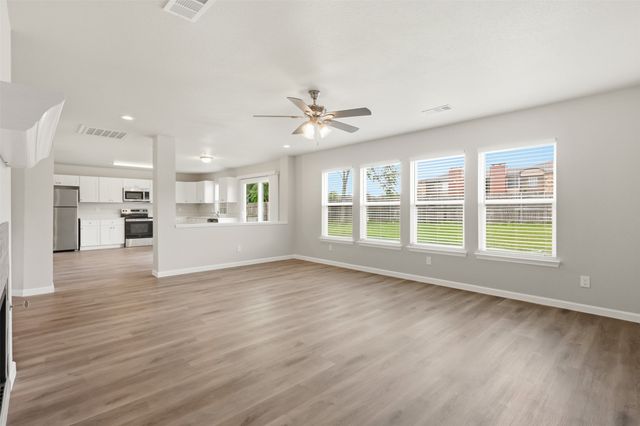 7301 Moon Ridge Court, Fort Worth, TX 76133