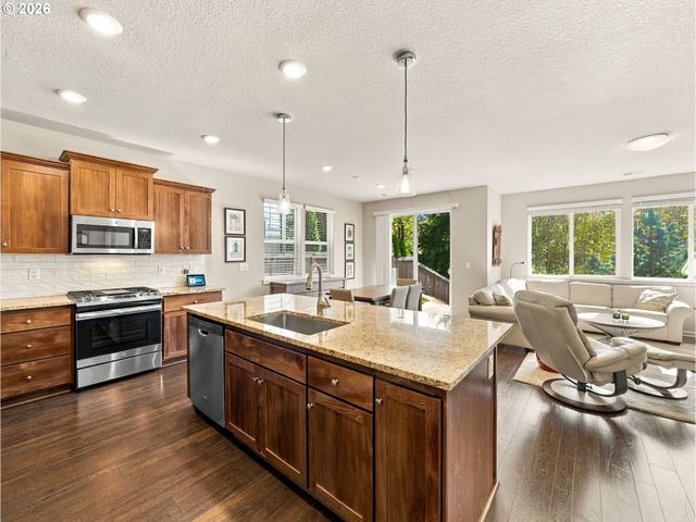 7110 Sw BARR Ln, Tualatin, OR 97062