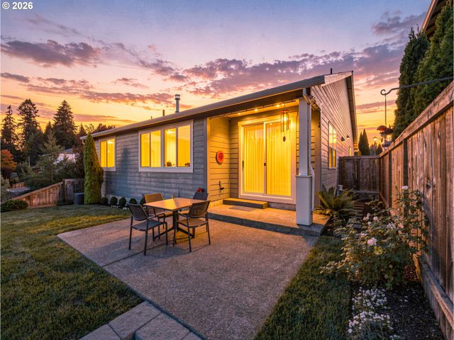 7110 Sw BARR Ln, Tualatin, OR 97062