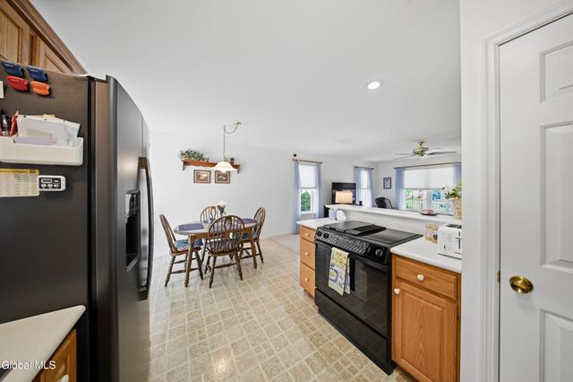 37 Oliver Street, Colonie, NY 12205