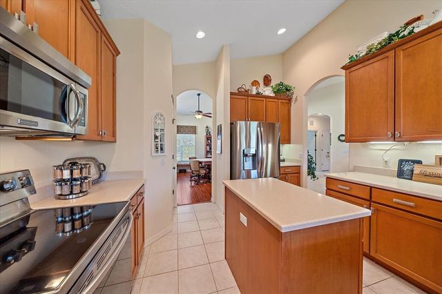 6540 TAILFEATHER WAY, Bradenton, FL 34203