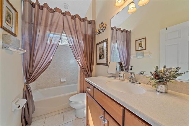 6540 TAILFEATHER WAY, Bradenton, FL 34203