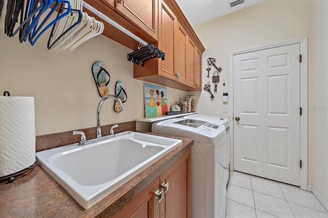 6540 TAILFEATHER WAY, Bradenton, FL 34203