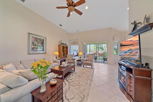 6540 TAILFEATHER WAY, Bradenton, FL 34203