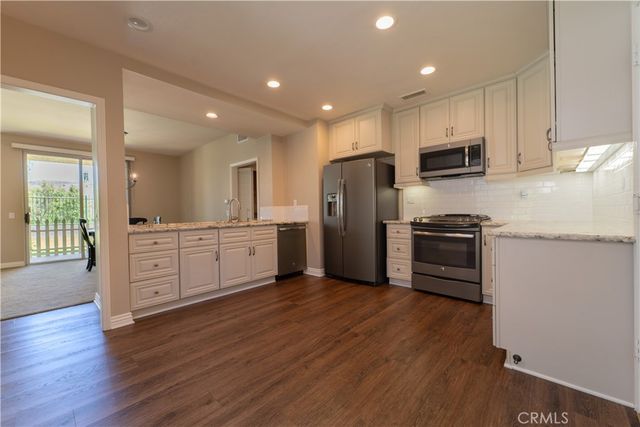 405 Huyler Lane D, Simi Valley, CA 93065