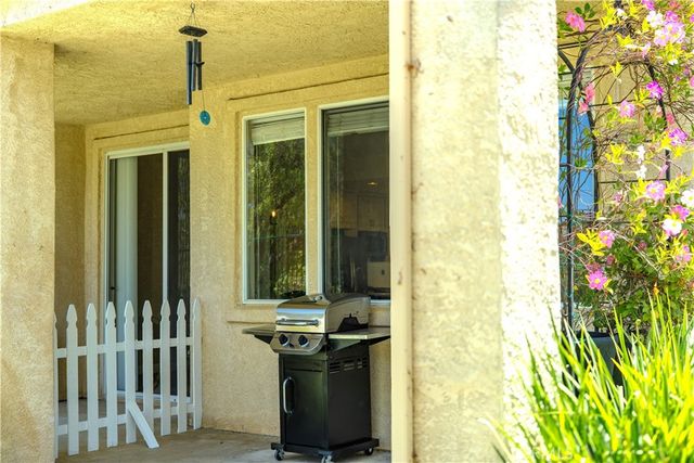 405 Huyler Lane D, Simi Valley, CA 93065